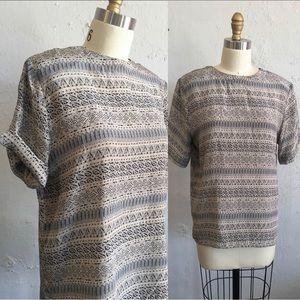Vintage 100% silk short sleeve patterned blouse